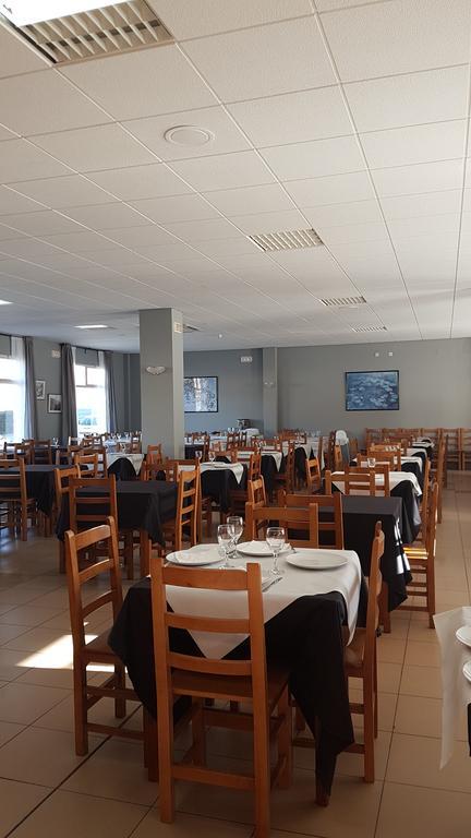 Hotel Avenida Del Sotillo La Lastrilla Buitenkant foto